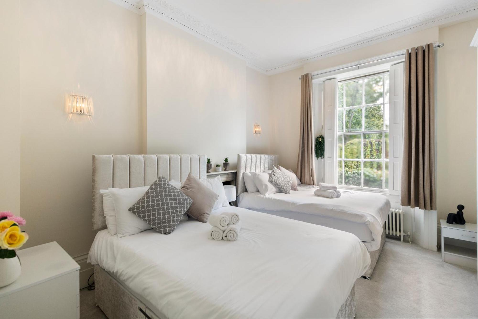 Regent's Square Charming Flat Apartament *