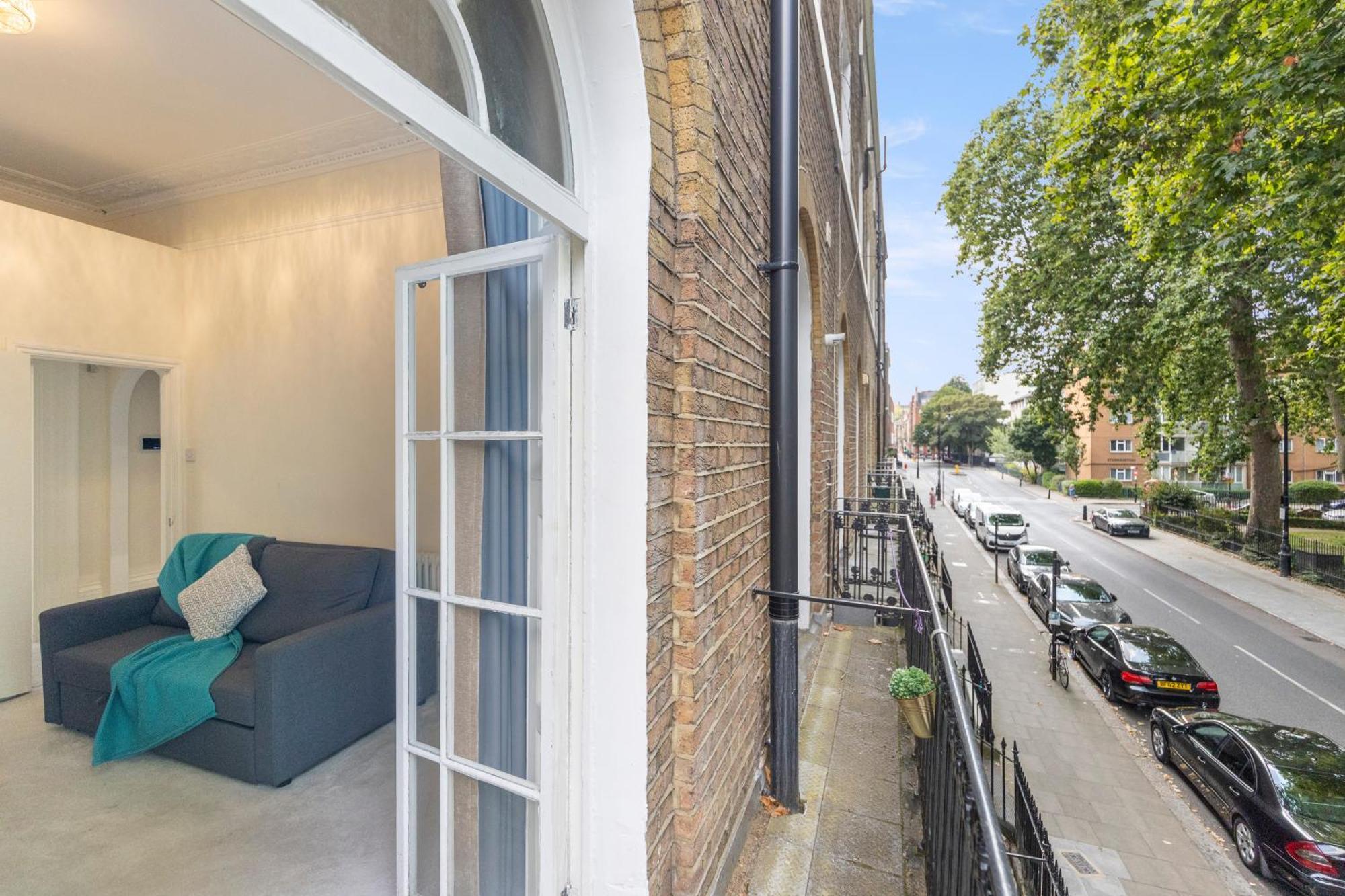 Apartament Regent's Square Charming Flat Londra