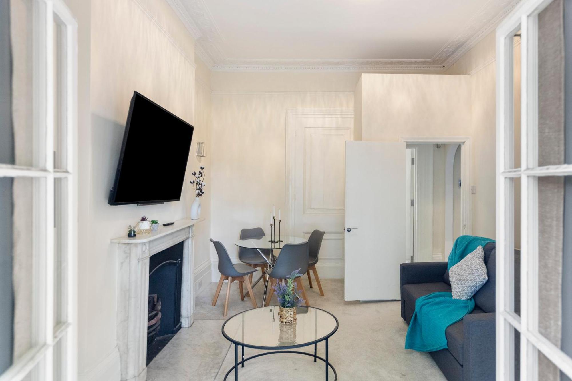 Apartament Regent's Square Charming Flat